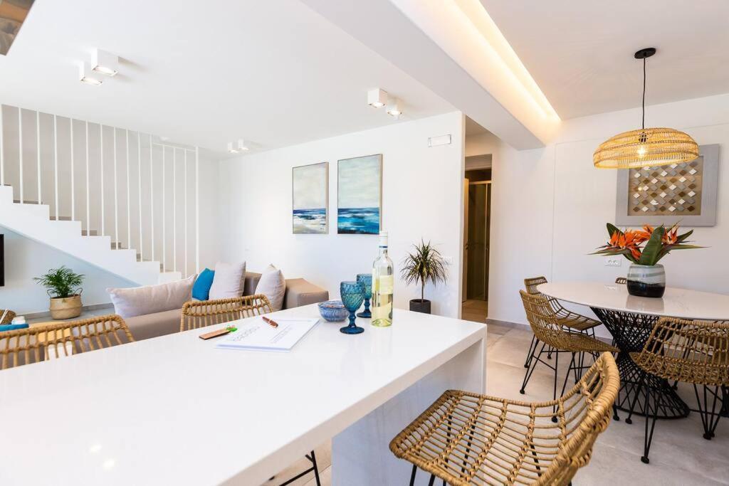 Ferienhaus Daphne-naiades/ 2 Bedrooms,luxury,beachfront